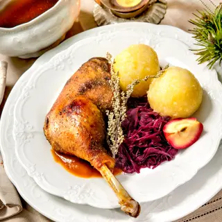 Knusprige Gänsekeule